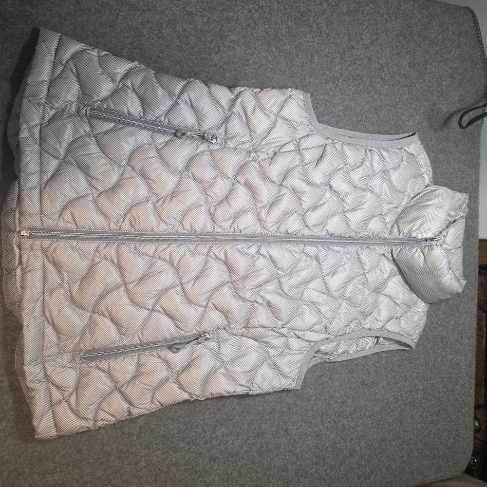 Gerry "Warmth Without Weight" lightweight down puffer vest Medium C2